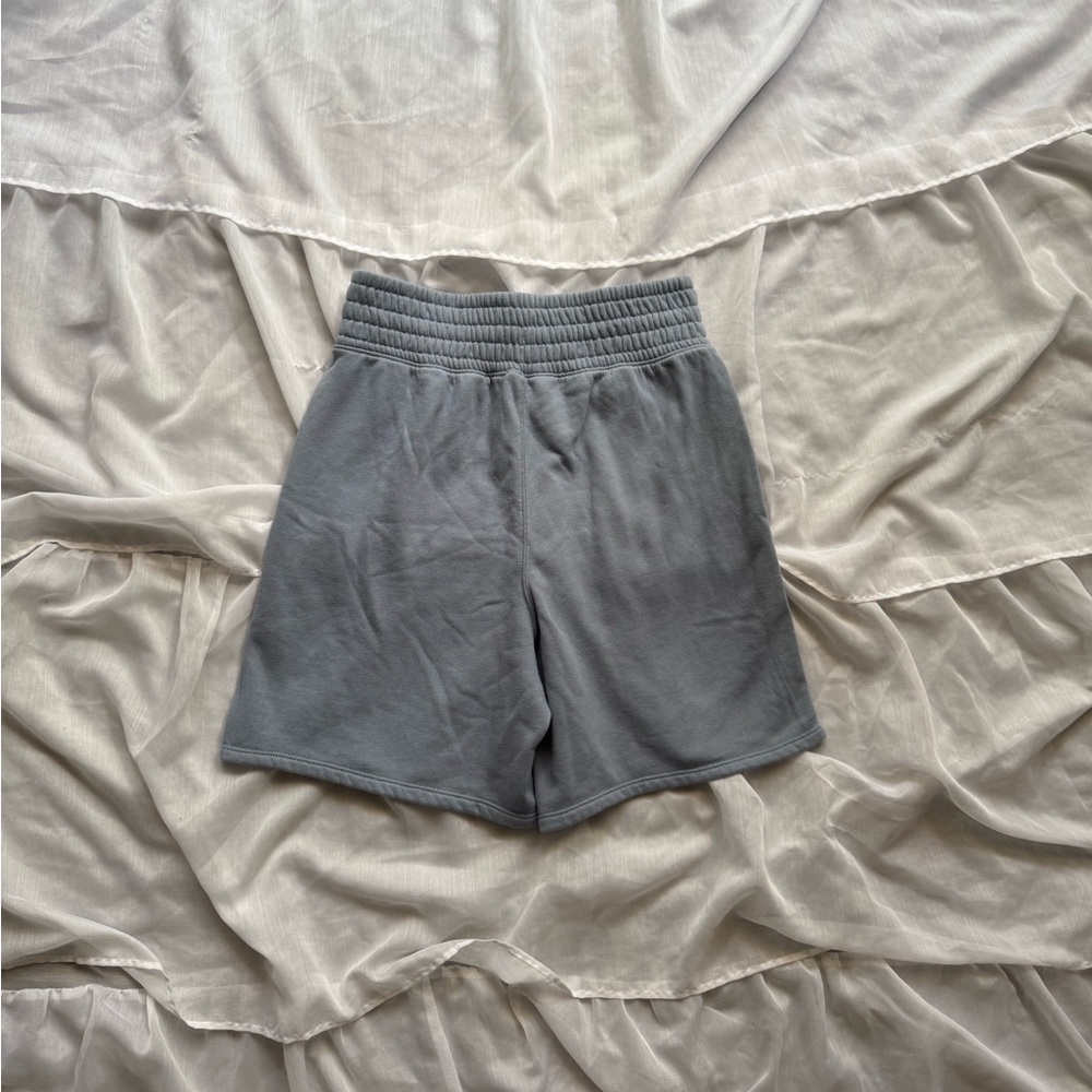 Abercrombie & Fitch High Waist Shorts - Picture 7 of 7